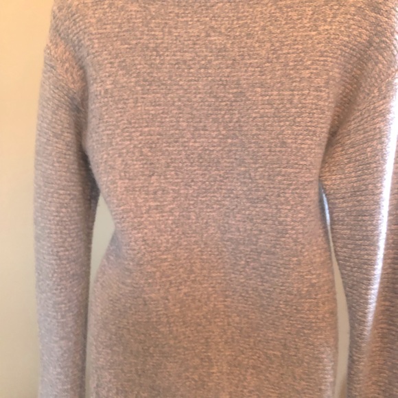 Aritzia TNA wool zip front sweater Grey - Picture 4 of 16
